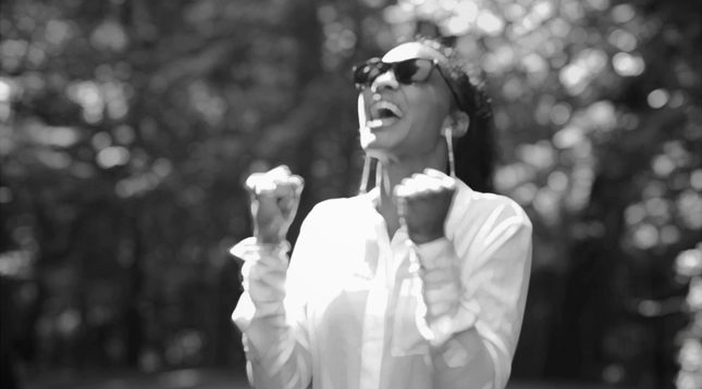 Angelina worshipping